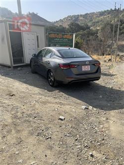 نیسان سێنترا